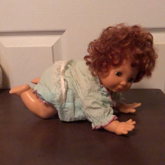 Vintage 1991 Irwin Toys Crawling Position Baby Doll - Picture 1 of 10